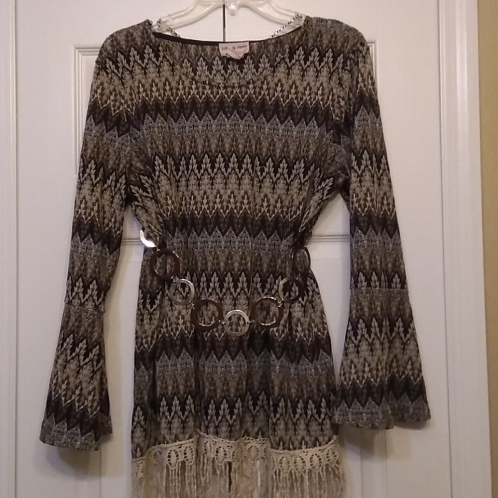 Beautiful Large Nuetral Tunic